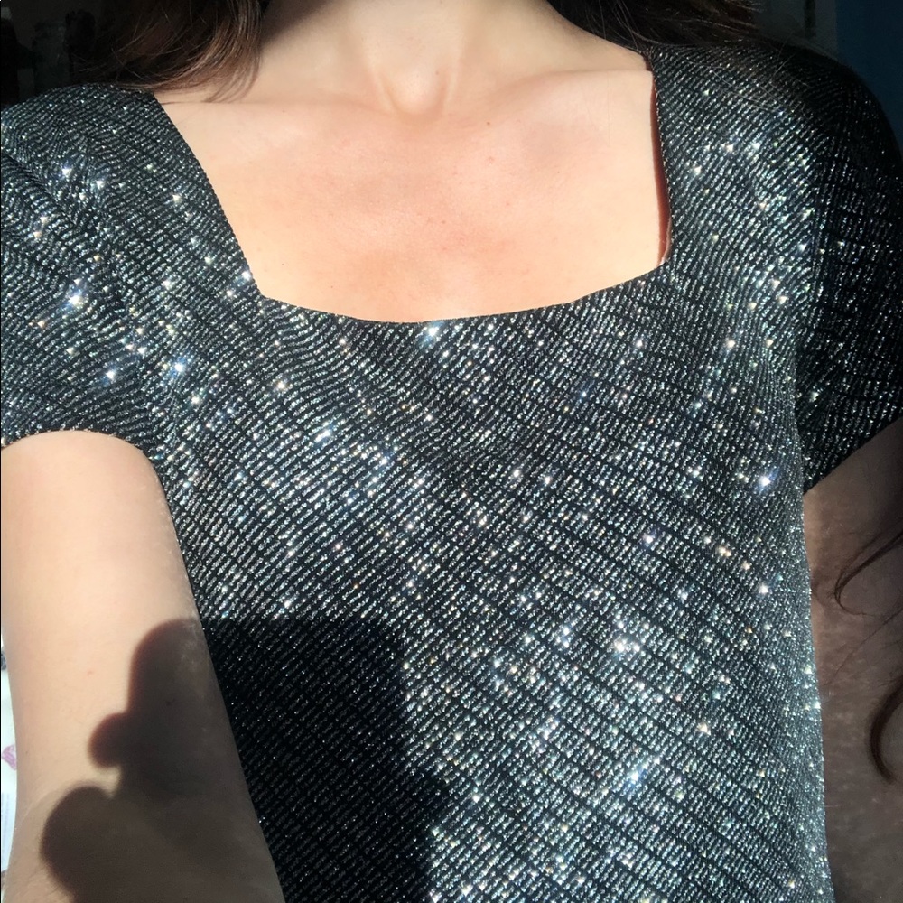VTG Shimmer Metallic Silver Top NWT